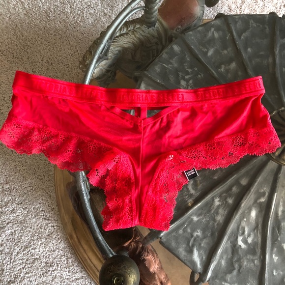 Victoria’s Secret Red Lace Cut Out Cheeky Panties - Picture 5 of 7
